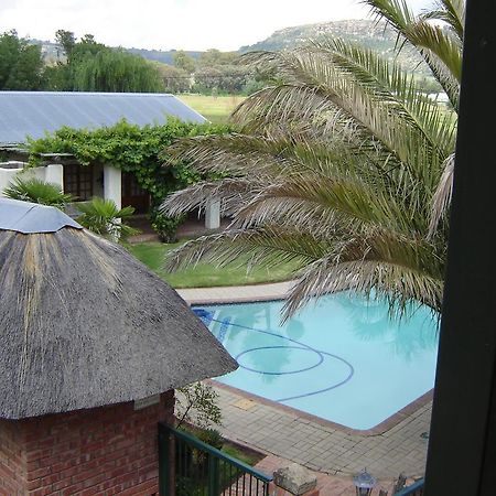 Ladybrand Guest House Exterior foto