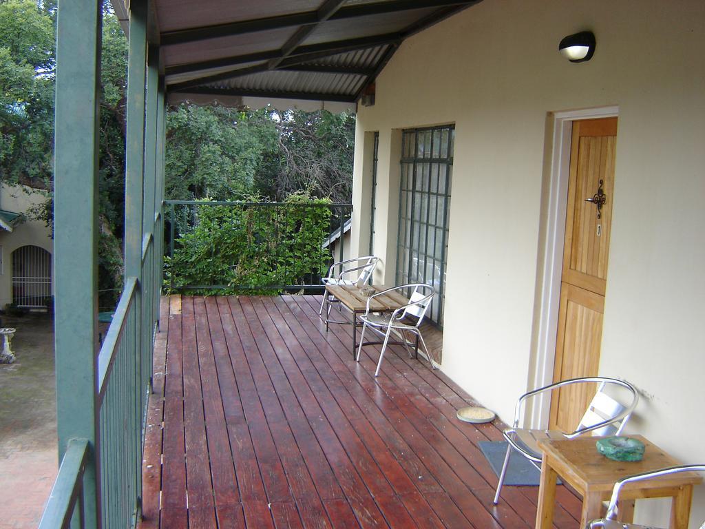 Ladybrand Guest House Exterior foto